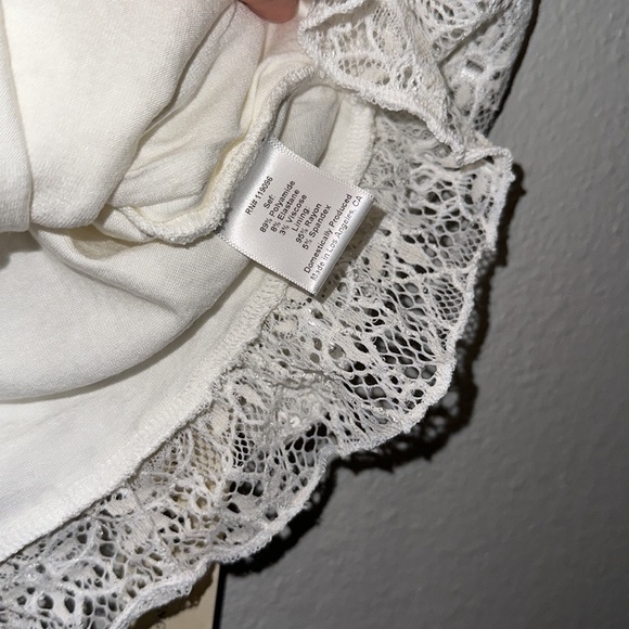 NIGHTCAP BHLDN *Tiki* white lace bridal bachelorette crop top blouse XS S - Picture 7 of 7